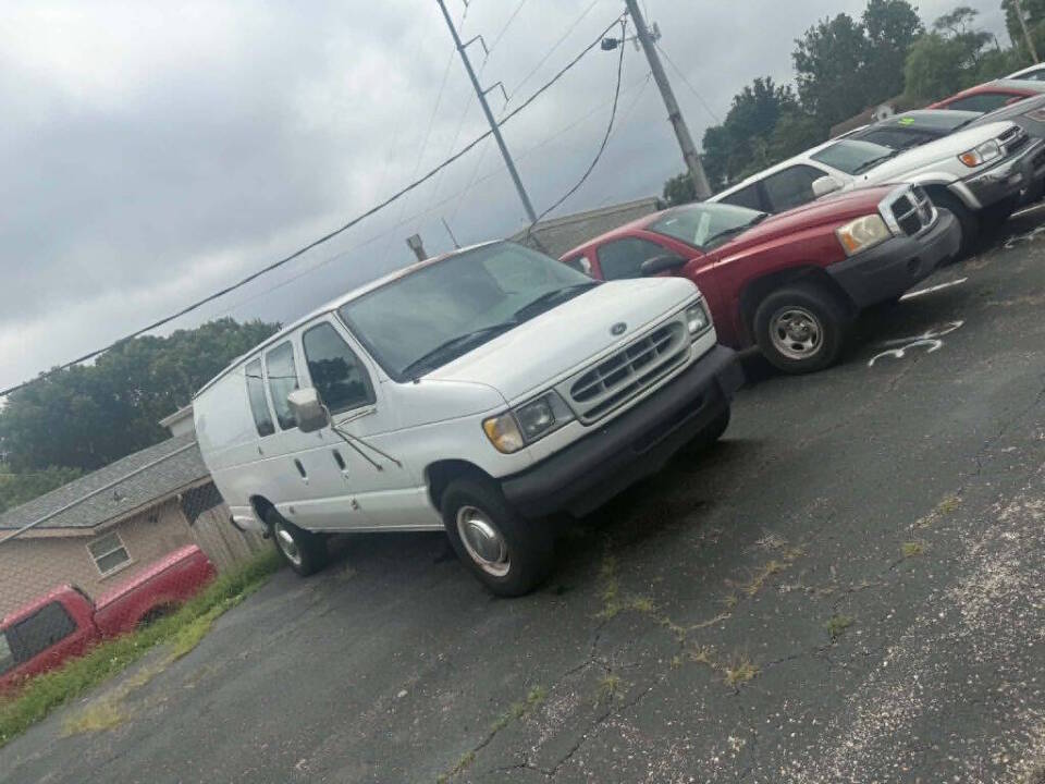 ford econoline van 2002 1FTNS24282HA29208 image ford econoline van 2002 1FTNS24282HA29208 image